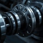 Millisekunden-Mechanik: Warum der Antriebsstrang das eigentliche Rennherz ist